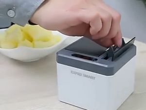 Hộp Tăm Cảm Biến Tự Động Thông Minh