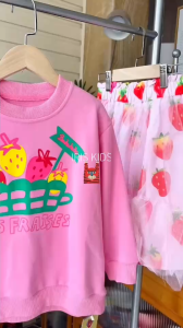 【พร้อมส่ง】「สินค้าลิขสิทธิ์แท้」IRIS KIDS 25winter IKS34056 strawberry coat/skirt สไตส์เกาหลี เสื้อฮู้ด กระโปรง เหมาะสำหรับอากาศ 10–20 องศ