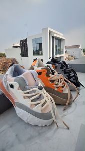 Sepatu Sneakers Sport Import Gaya Terbaru Fashion Kids Bisa COD