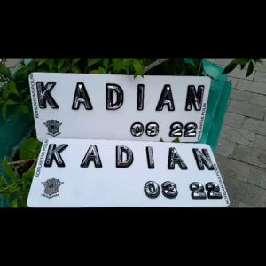 Plat Nomor Motor Diamond Chrome Lis Hitam