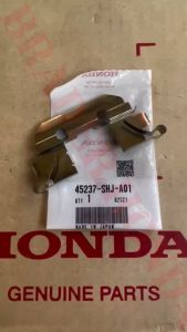 PLAT BESI DUDUKAN KAMPAS REM DEPAN BRAKE RETAINER CRV GEN 3 4 RE1 RE3 RM1 RM3 PRESTIGE 2007 2008 2009 2010 2011 2012 2013 2014 2015 2016 2017 HONDA 45237-SHJ-A01 CALIPER TAHANAN SPRING PAD KANVAS BRAKES FRONT KALIPER TROMOL