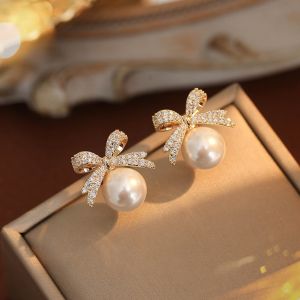 2 Womens Silver Needle Bow Studded With Diamond Pearl Earrings Fashionable And Niche Design High-end And Refreshing Earrings