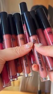 Krim Bibir QL Matte Series: 12 Pilihan Warna & Tekstur Lembut