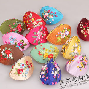 Chinese Classical Silk Ribbon Embroidered Jewelry Coin Purse Open Smile Hard Currency Small Storage Box Necklace Ring
