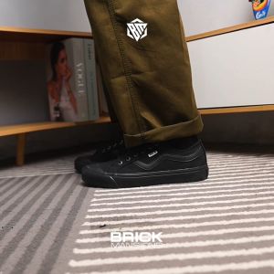 Brick Mansions - Matrix Full Black Sepatu Sneakers Casual Sekolah Pria Wanita