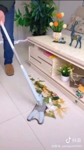 X-type 360 Cleaning Easy Rotating Mop with Microfiber Cloth Flat Handle Dust Mop Pads