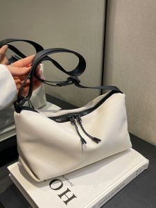 This Years Popular Small Bag Female 2023 Spring/Summer New Arrival Tide Messenger Bag Female Casual Sports Shoulder Bag Easiest for Match Dumpling Bag