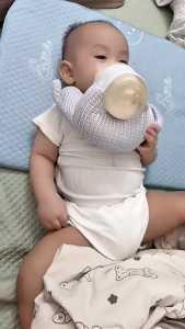 Gối Giữ Bình Sữa Cho Bé Rảnh Tay | Gối Tập Tự Bú Bình Đa Năng Vải Lưới 3D Thoáng Khí Êm Ái