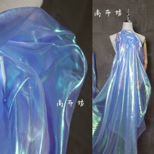 ผ้าโปร่งไล่เฉดสีสะท้อนแสงสีฟ้า เนื้อผ้าโปร่งใสสำหรับตกแต่งพื้นหลังงานแต่งงาน ผ้าฝ้ายผสมสไตล์ยุโรปและอเมริกา