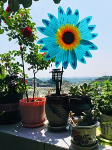 กังหันลมดอกทานตะวันขนาดใหญ่สีสันสดใสของเล่นกลางแจ้งของเล่นเด็กเนอสเซอรี่ ฤดูใบไม้ผลิ Outing Scenic Spot Hot Sale Stall ตกแต่ง