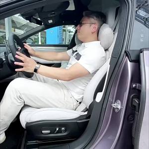 MLZH | Magnetic Neck Support Car Pillow