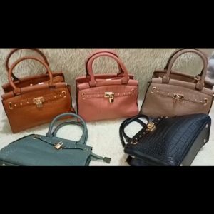 Tas Wanita Cantik & Mewah: Tas Ibu Kondangan, Handbag Pesta & Tas Kerja Terbaru