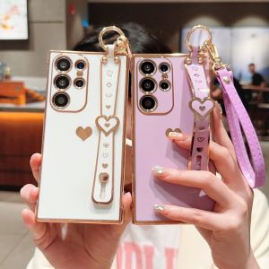 Luxury Wrist Strap Holder Love Heart Case For Samsung S26 S24 S25 EdgeS23 S22 Ultra S21 S23 FE Plus 5G Shockproof Cute Cover