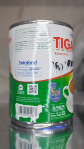 Susu kental Manis Tiga Sapi SKM Putih 490g