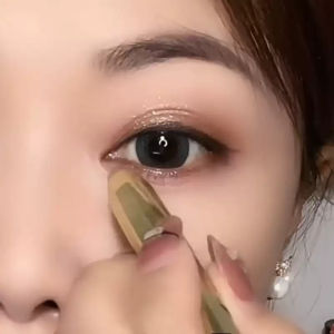 Bean Bag Double-Headed Eyeliner Pen Eye Shadow Stick One-Touch Molding Ground Color Bright Crystal Highlight Brightening Eye Shadow Pen Beginner