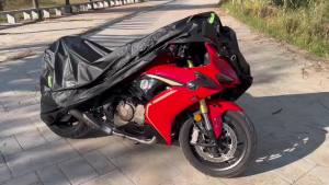 【โค้ด】ผ้าคลุมรถมอไซค์กันน้ำ 100% ✨ ทนแดด-ฝน-ฝุ่น ใช้ได้ทุกฤดู พร้อมล็อคหลุม+สะท้อนแสงกลางคืน