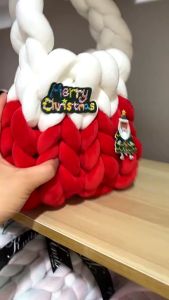 Just Star ⚡จัดส่งฟรี สินค้าพร้อมส่ง⚡Christmas กระเป๋าถือผญ กระเป๋า ถัก handmade กระเป๋าสาน กระเป๋าคริสมาส กระเป๋าแดง กระเป๋าถักใส่โทรศัพท์ ผ้ากํามะหยี่ ลายคริสต์มาส ฮาโลวีน