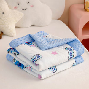 Thin Non-Cotton Air Conditioned Summer Quilt Machine Washable Single Person Dormitory Lightweight Fiber Fill Drowsiness Aid