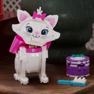 LEGO Disney Classic 43286 The Aristocats Adorable Marie (369 Pieces)