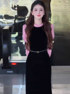 Hebe Style Velvet Bodycon Dress Unique Fashionable Elegant Fake Two-Piece Long Skirt Autumn Season Womens Clothing