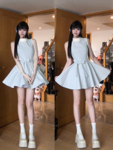 Y6Y | ชุดเดรสแขนกุดสีฟ้าสไตล์ฝรั่งเศส สำหรับผู้หญิงในฤดูร้อน ชุดกระโปรงสั้นทรงเอเอวสูง ดีไซน์เก๋ไก๋และหรูหรา