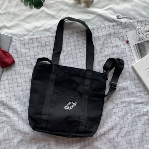 กระเป๋าผ้าใบสะพายข้างแบบสะพายไหล่สำหรับผู้หญิง ความจุขนาดใหญ่ สไตล์ญี่ปุ่นเรียบง่าย กระเป๋าผ้าใบสำหรับนักศึกษา กระเป๋าสะพายข้างแบบสะพายข้างแบบลำลอง