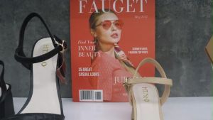 Giày Sandal Nữ HT.NEO Da Thật Cao Cấp  Thiết Kế Quai Ngang Gót Vuông Cao 5cm Kiểu Dáng Basic Lịch Sự SD32