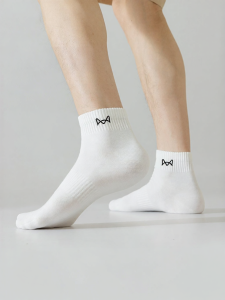 MiiOW | Anti-slip Non-drop-off Antibacterial Crew Socks