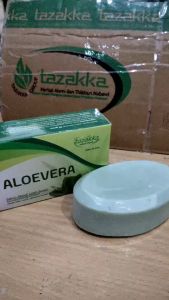 Sabun Mandi Herbal Aloe Vera & Lidah Buaya: Melembabkan, Halal & BPOM
