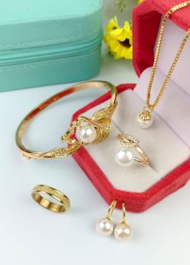 Set Perhiasan Lapis Rhodium Bentuk Daun Mutiara Air Tawar Bentuk Bakpao Bonus Cincin Kirim Dari Lombok