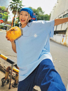 Retro American Short Sleeve round Neck Oversize Blue T-Shirt Street Style Summer Couples Top Womens Fashion Cotton Tee