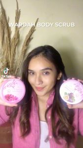 WARDAH Soft Body Scrub Indonesia / Scrub Tubuh 150ml 240ml / Olive Strawberry Passion Fruit / Gently Exfoliates / Smooth Energizing / Reviving Sensation / Natural Essence Mengangkat Sel Kulit Mati Melembabkan / Treatment Perawatan Badan / Skincare Series