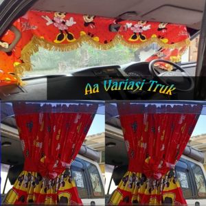KAIN TIRAI PINTU MOBIL DAN LIS PONI KACA DEPAN 1SET 2JENOS BARANG