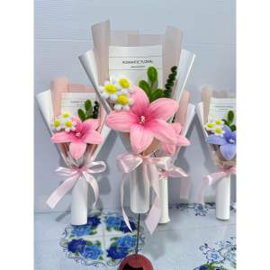 ช่อดอกไม้วันปัจฉิม// ช่อดอกไม้รับปริญญา //ช่อดอกไม้วันวาเลนไทน์ // ช่อดอกไม้ให้แฟน //ของขวัญขึ้นบ้านใหม่