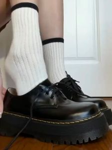 Dr Martens Women Platform Boots: Stylish & Comfortable Leather Models