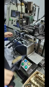 2pcs BBQ Grill Cleaning Tools Clean Brush Cleaning Scraper Berus Grill 3-in-1 Barbecue Grill Long Handle Cleaning Brush