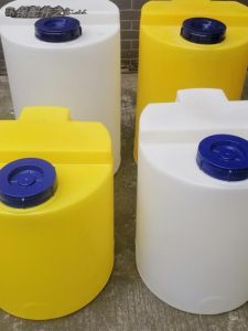 Plastic Water Tower Swimming Pool Water Tank PE Mixer Drum Chemical Pesticide Barrel 40/60/80L Outdoor Camping Water Storage
