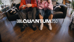 JBL Quantum 250 - Carbon dynamic drivers richJBL QuantumENGINE and JBL Quantum Spatial Sound