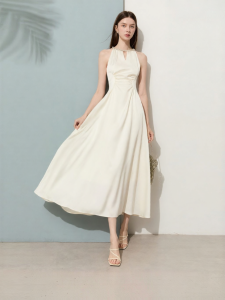 D-PLAY | Elegant Off-White Satin Round Neck Maxi Dress