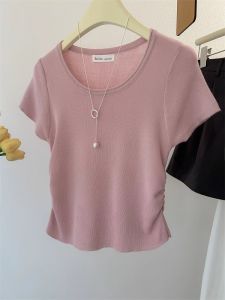 เสื้อยืดผู้หญิงคอตุ้มแขนสั้นผ้าถักขนสัตว์ลายยับย่นดีไซน์เก๋ไก๋สำหรับฤดูร้อน เสื้อเชิ้ตทรงสลิมฟิตสไตล์เกาหลี