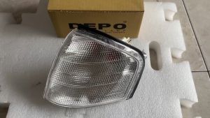 440-1502-AE-C CORNERLAMP CORNER LAMP LAMPU SEIN SEN SAMPING RATING RITING RIFTING BELOK KANAN KIRI MERCEDES BENZ C CLASS W202 1993 1994 1995 1996 1997 1998 1999 2000