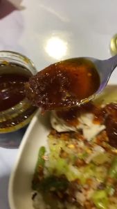 Golden L.A Kitchen 10pcs of Sweet Chili Garlic Oil 100g with Free Mini Jar | Chili Garlic Oil | Chili sauce