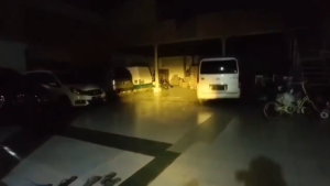 5 นิ้ว 105W ไฟสปอร์ตไลท์ 12V สีคู่สีเหลือง/สีขาว Led สําหรับ ATV SUV รถบรรทุกรถจัก 24V