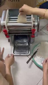 Máy làm bánh canh máy cắt sợi bánh canh chạy điện gia đình