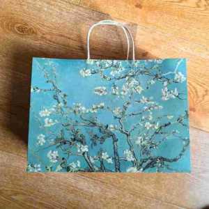 Luxurious Bone China Coffee Cup Gift