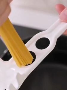 RAINBEAU กระชอน กระชอนลวกเส้น ช้อนตักไข่ ด้ามจับยาว ป้องกันการลวก ที่ตักแยกไข่แดง-ไข่ขาว พลาสติก PP ล้างทำความสะอาดง่าย