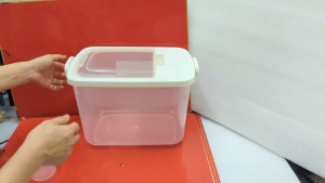 Hộp nhựa đựng đồ thùng đựng gạo 10kg gạo 14L nắp lật mở của đứng. Thái Lan sx. 36x24x235cm 2559