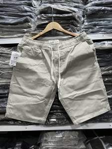 กางเกงขาสั้น H/M งานนำเข้า ความยาวเลยเข่า ใส่เที่ยว ทำงานได้