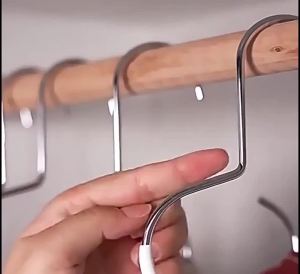1//2/3/5pcs Circle Ring Hat Hanger Versatile Anti-slip Metal Storage Artifact Round Hook Hats Display Rack for Hats Ties Scarves