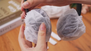 (ราคาต่อ 100 ชิ้น)ฟองน้ําครอบหูฟัง ผ้าไม่ทอ ฟองน้ำครอบหูฟัง แบบใช้แล้วทิ้ง ฟองน้ําครอบหูฟัง แบบไม่ทอ สําหรับหูฟังส่วนใหญ่